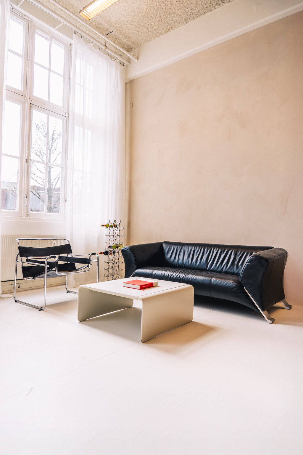 Rolf Benz 322 Sofa image 3