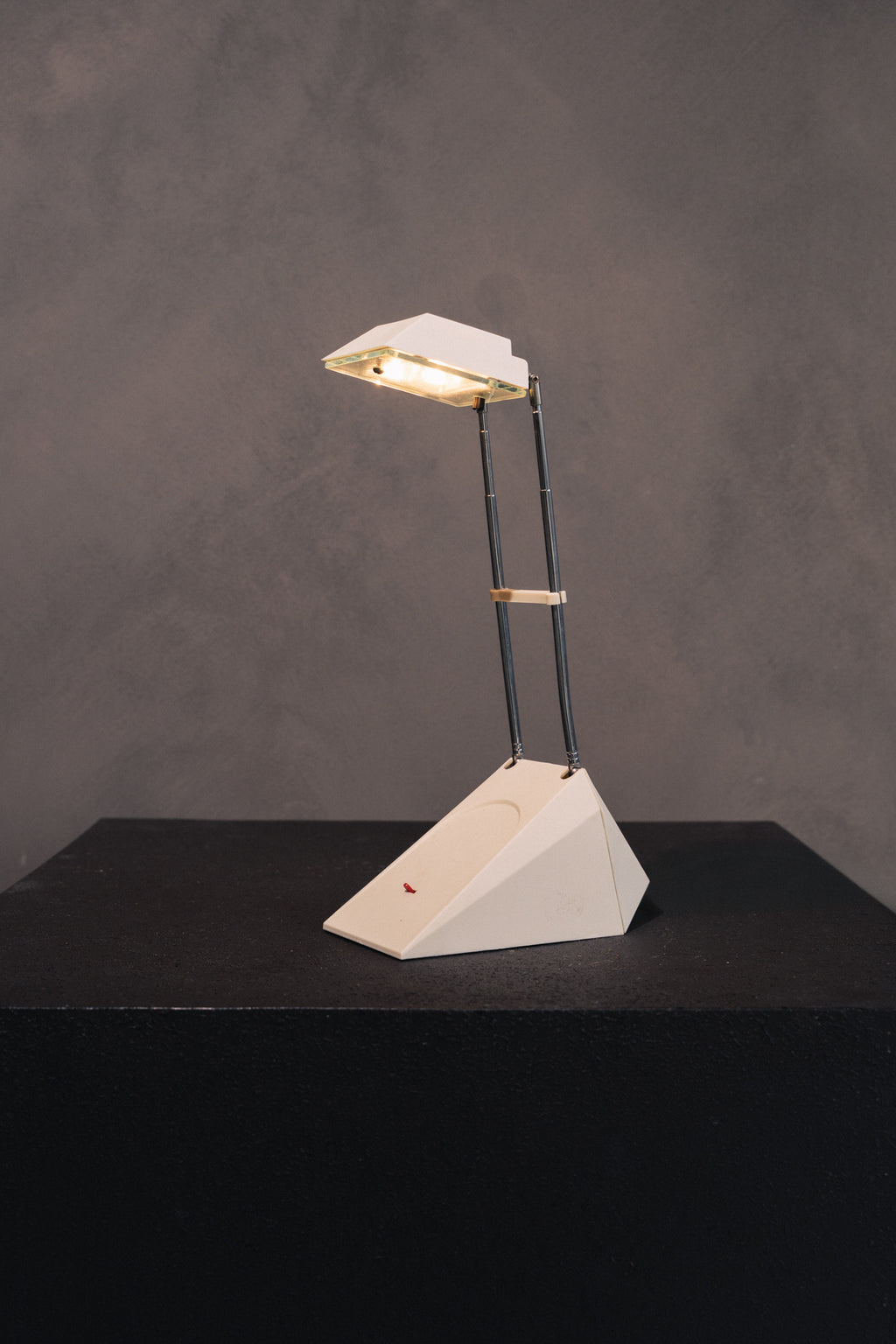 Vintage IKEA Table Lamp B9009 image 0