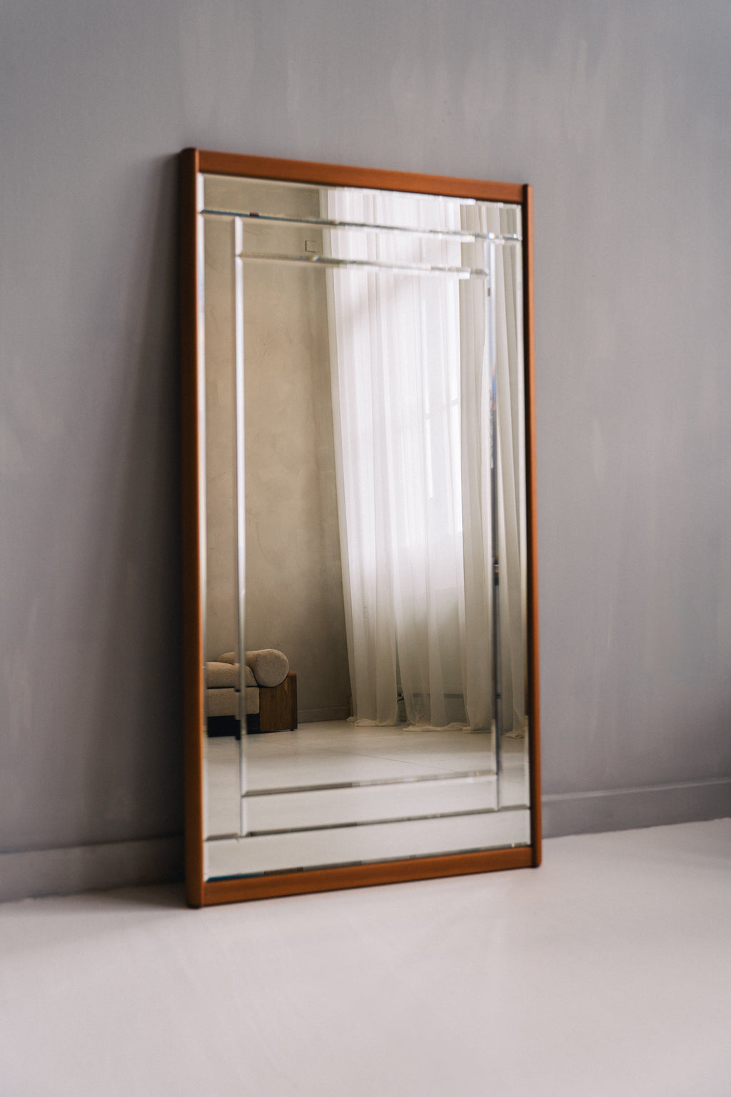 Facet-Cut Art Deco Mirror image 1
