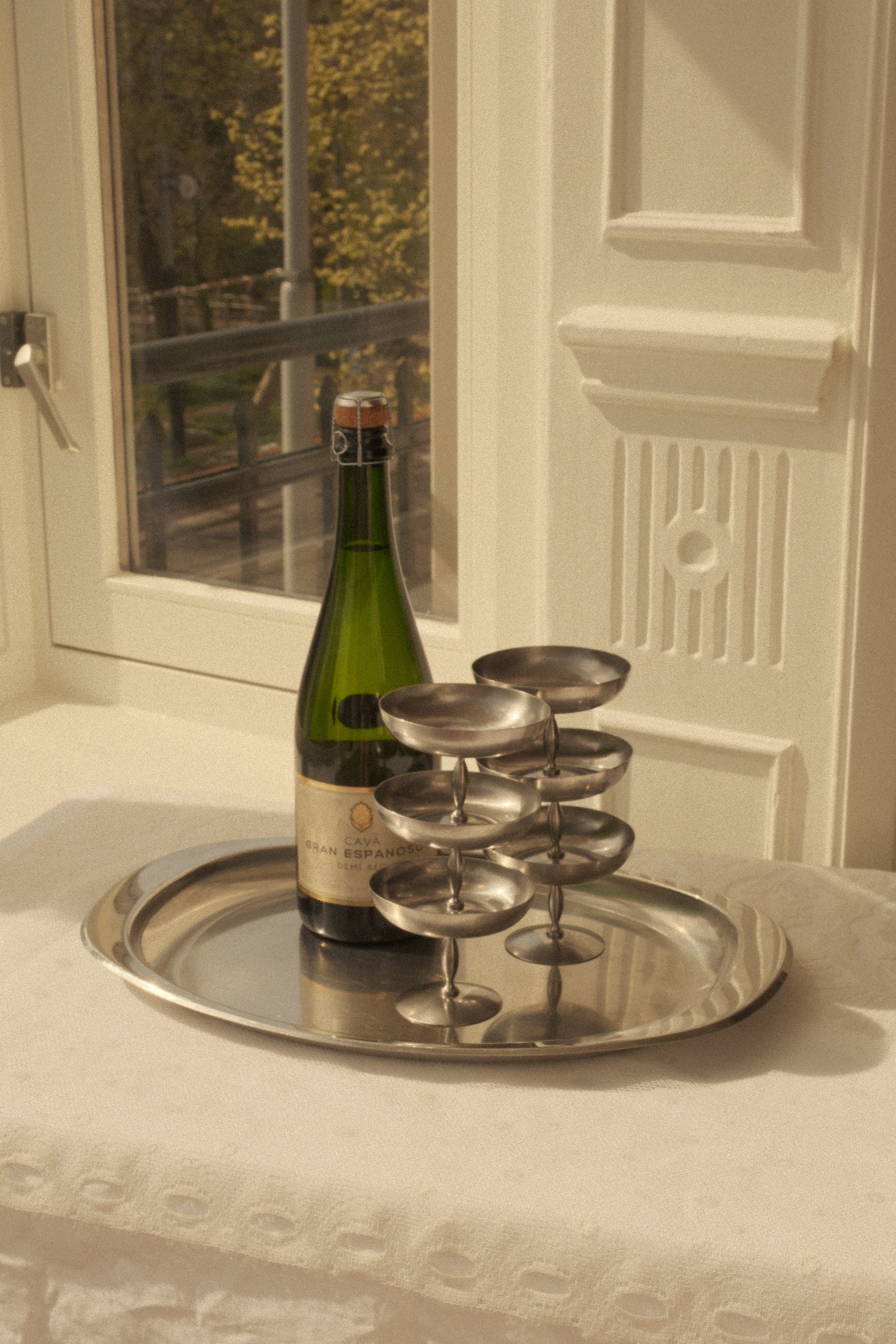 Stainless Steel Pedestal Coupes