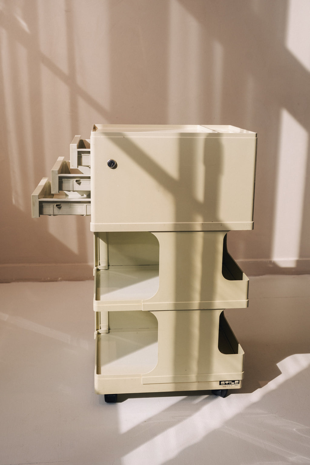 Space Age Storage Trolley by Giovanni Pelis for Stile Neolt image 6