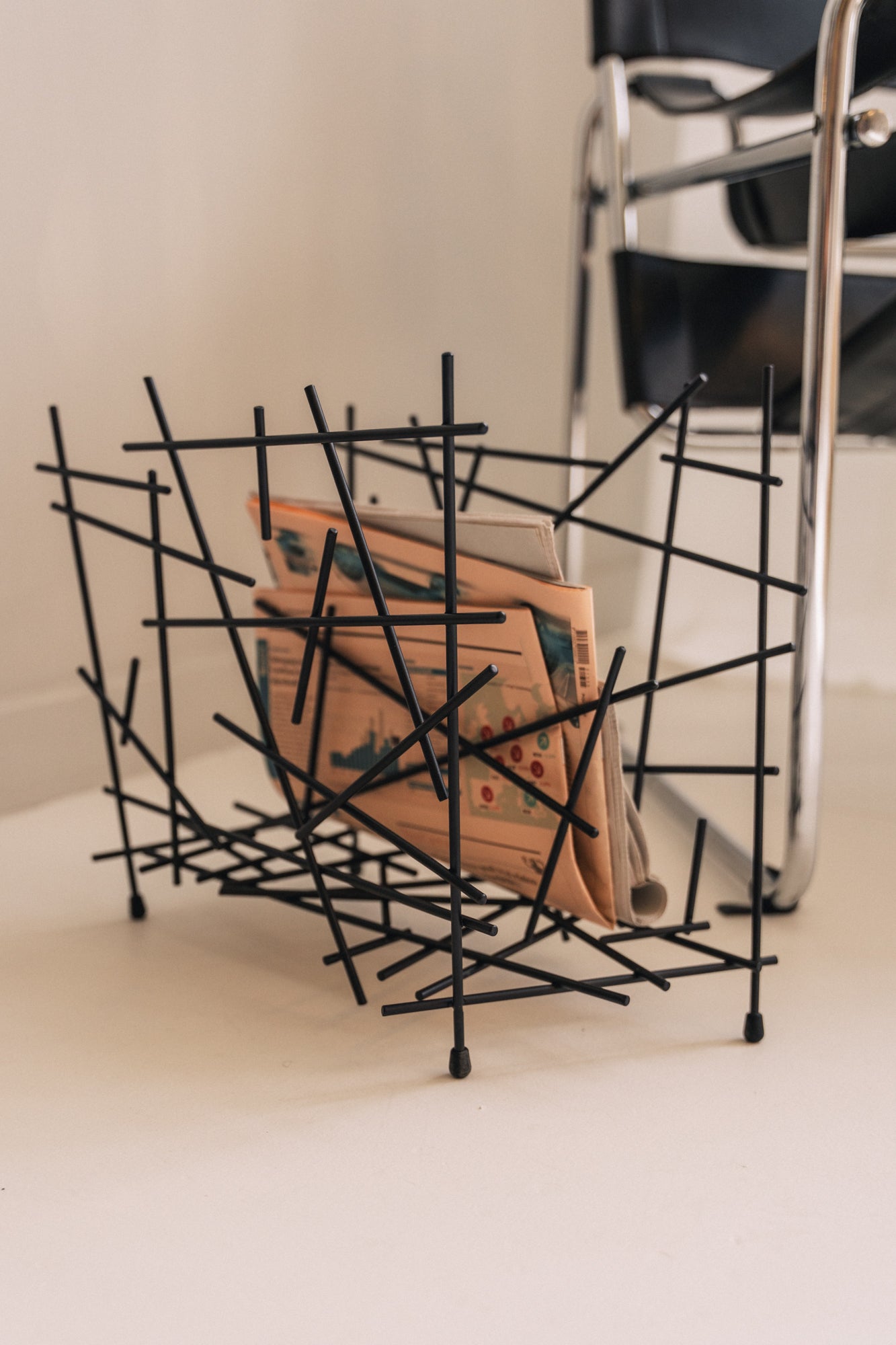 Alessi Fratelli Campana Magazine rack – ARCĀ Collections